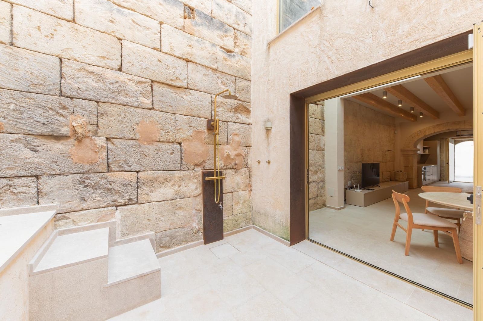 2 bedroom Townhouse for sale in Sa Pobla with pool - € 460,000 (Ref: 10139783)