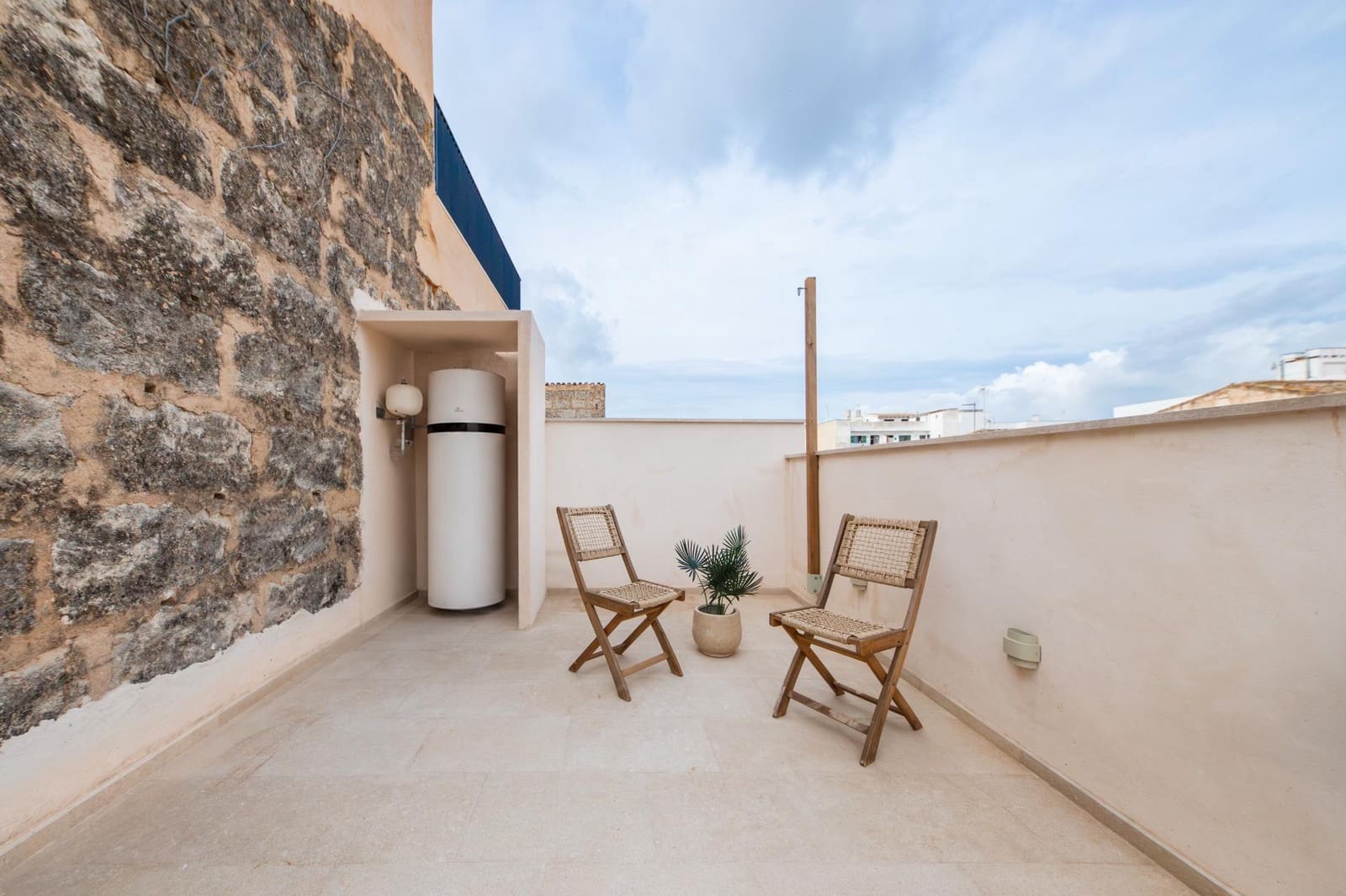 2 bedroom Townhouse for sale in Sa Pobla with pool - € 460,000 (Ref: 10139783)