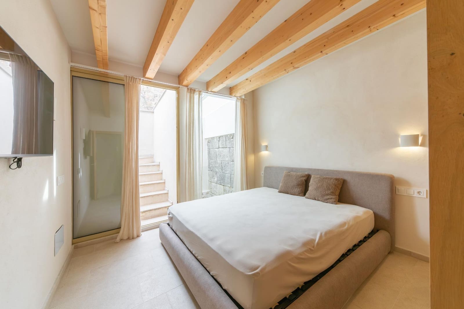2 bedroom Townhouse for sale in Sa Pobla with pool - € 460,000 (Ref: 10139783)
