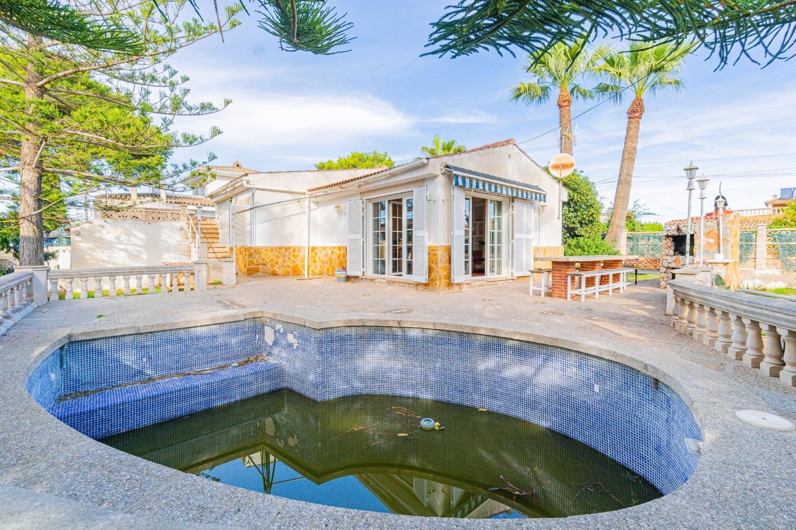 3 soveværelse Villa til salg i Llucmajor med swimmingpool garage - € 539.000 (Ref: 10171785)