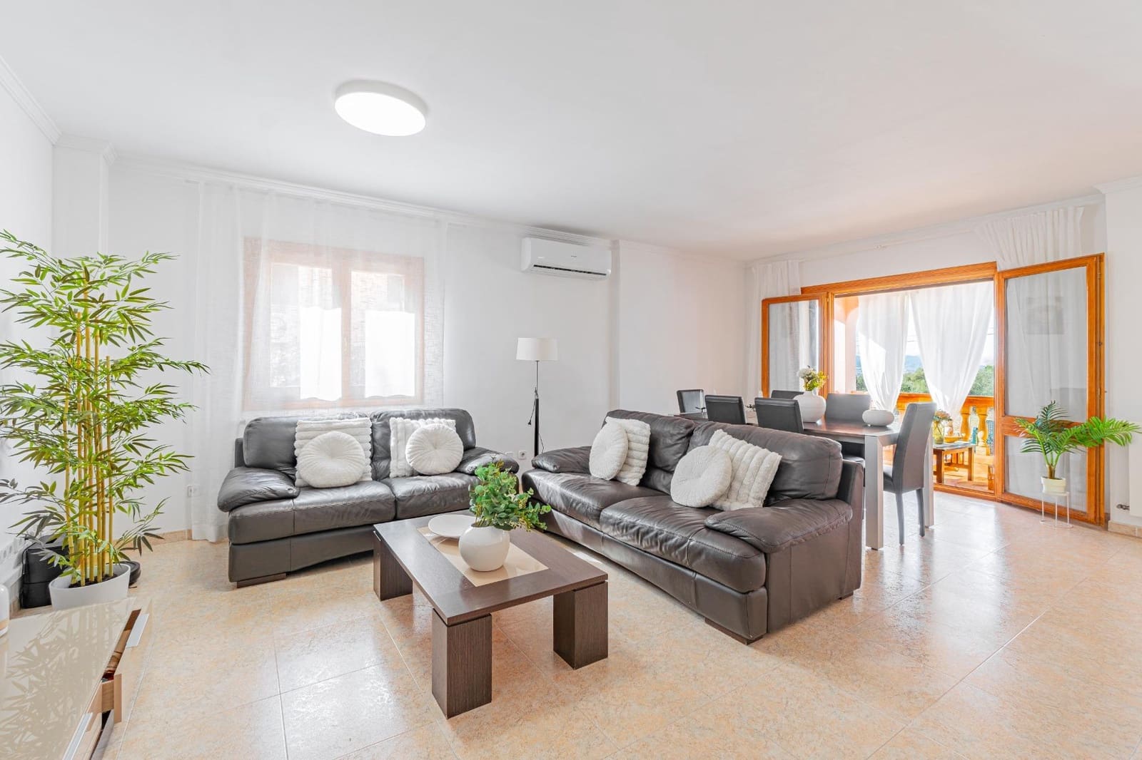 3 bedroom Semi-detached Villa for sale in Sa Cabaneta / La Cabaneta with pool garage - € 799,000 (Ref: 10185017)