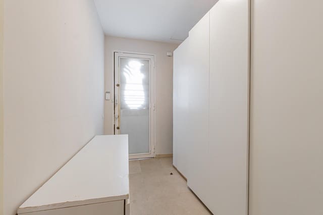 2 bedroom Apartment for sale in Pere Garau, Palma de Mallorca - € 329,900 (Ref: 10187172)