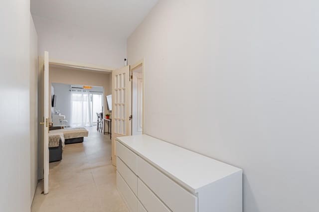 2 bedroom Apartment for sale in Pere Garau, Palma de Mallorca - € 329,900 (Ref: 10187172)