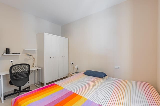 2 bedroom Apartment for sale in Pere Garau, Palma de Mallorca - € 329,900 (Ref: 10187172)
