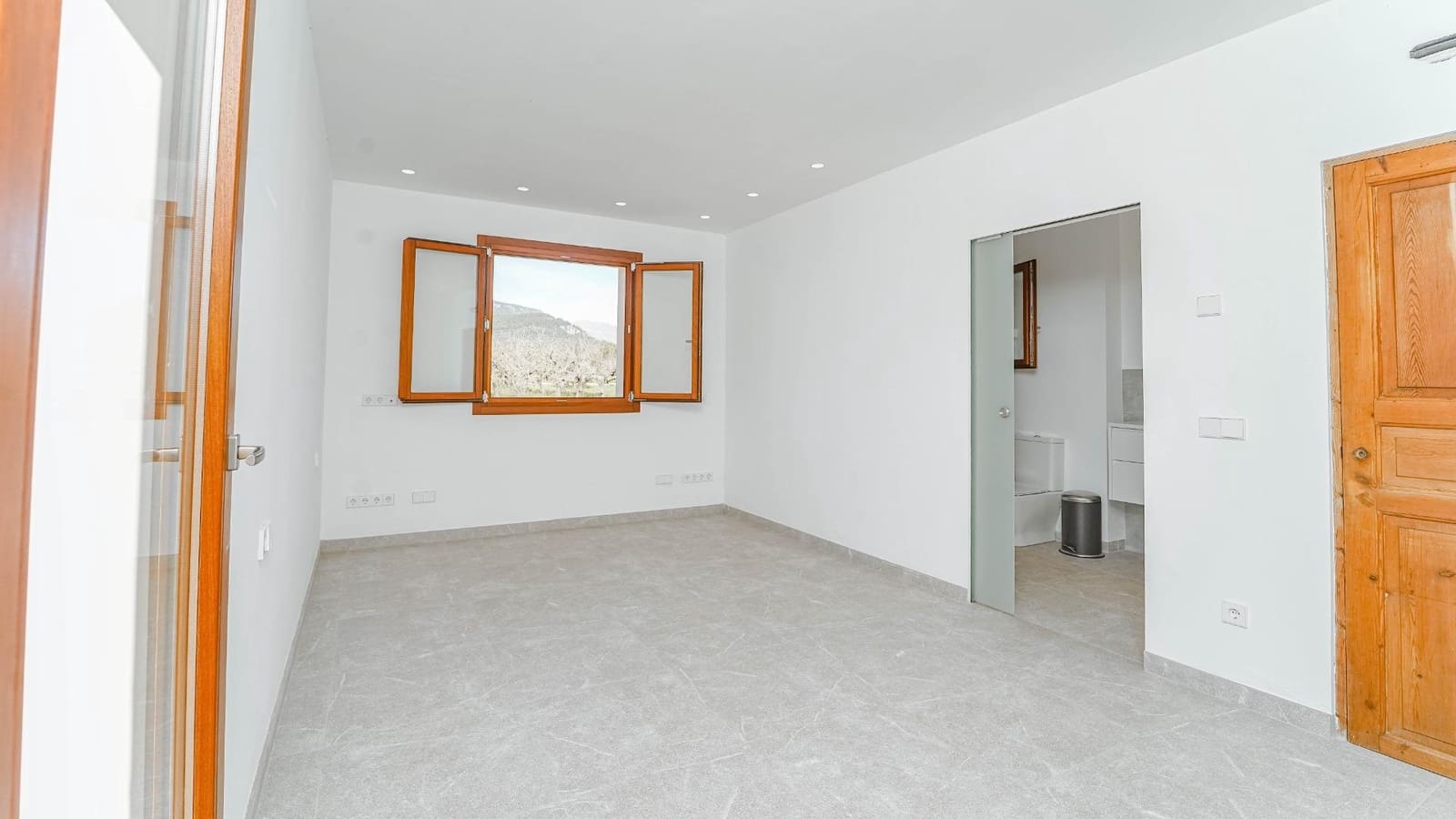 4 bedroom Finca/Country House for sale in Binissalem with pool garage - € 2,825,000 (Ref: 8698542)