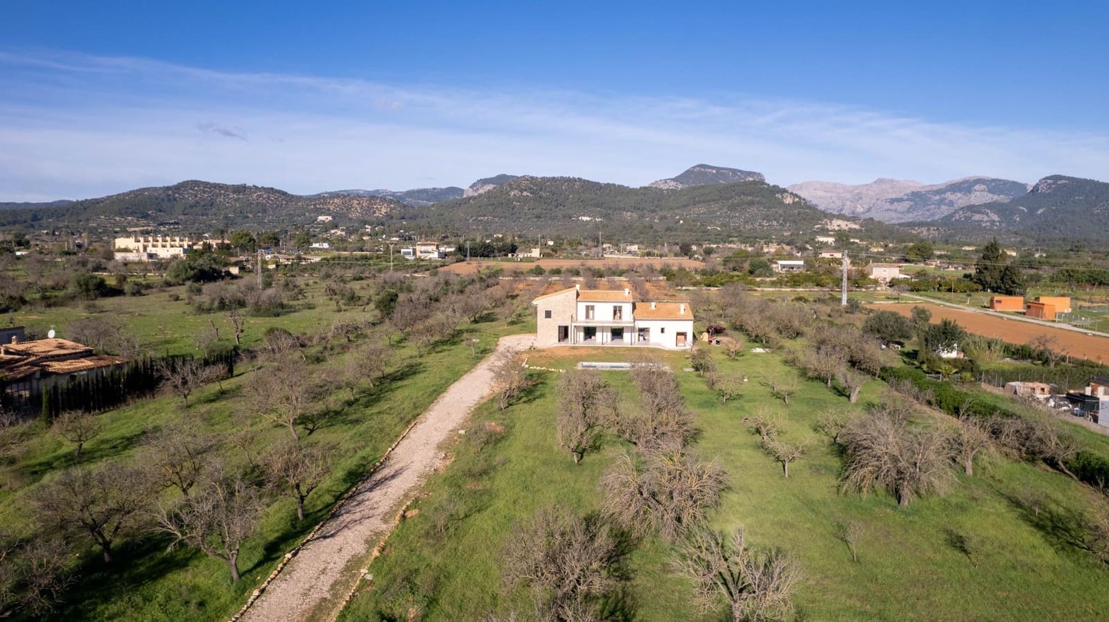 4 bedroom Finca/Country House for sale in Binissalem with pool garage - € 2,825,000 (Ref: 8698542)
