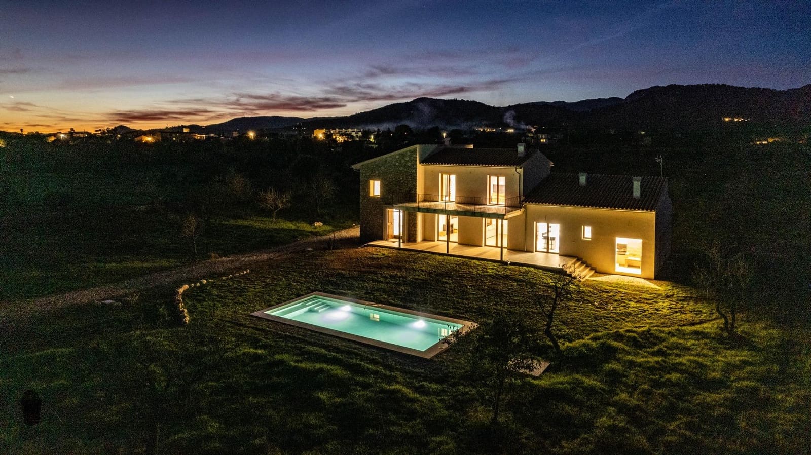 4 bedroom Finca/Country House for sale in Binissalem with pool garage - € 2,825,000 (Ref: 8698542)