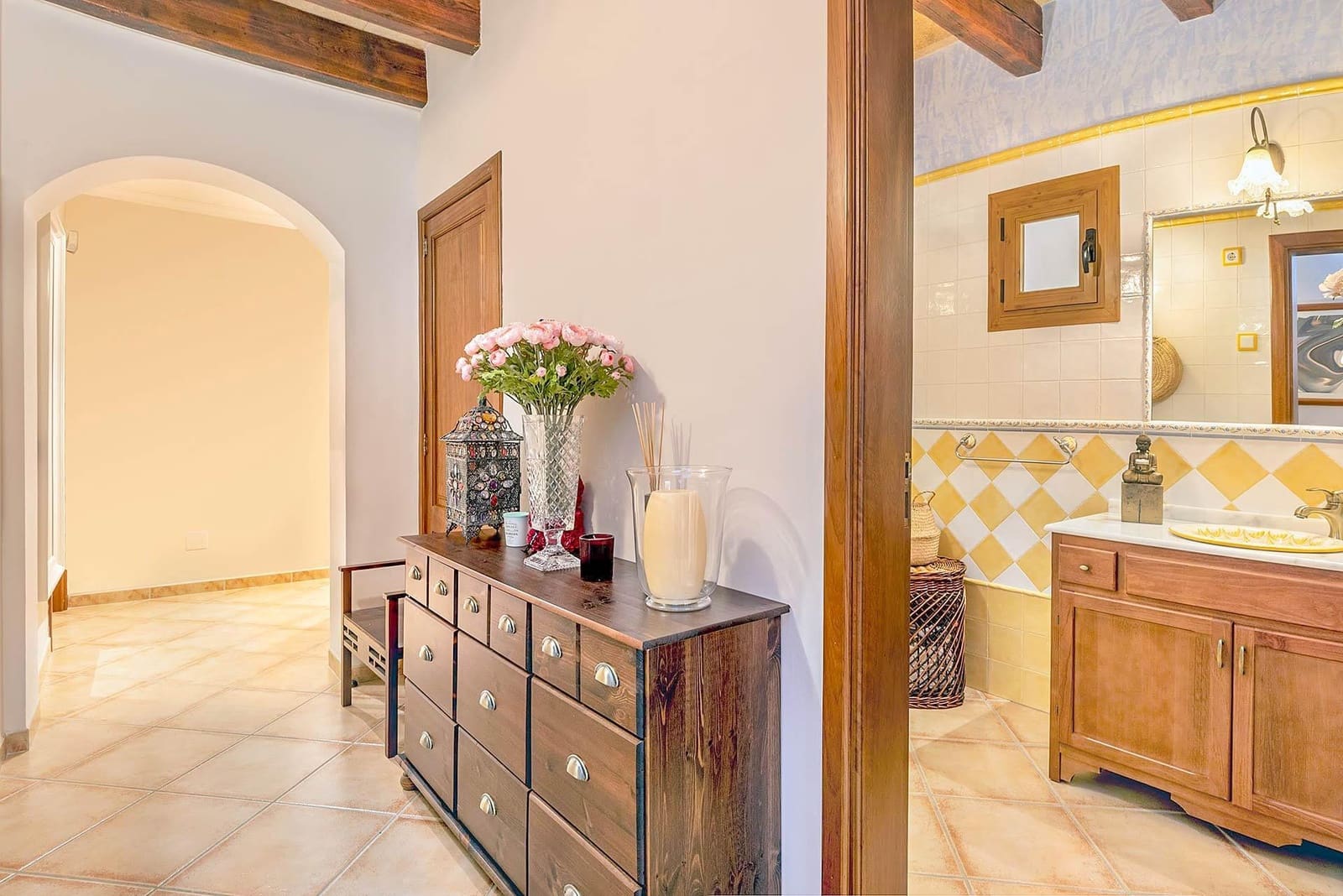 5 bedroom Villa for sale in Puntiro with pool - € 2,700,000 (Ref: 8699926)