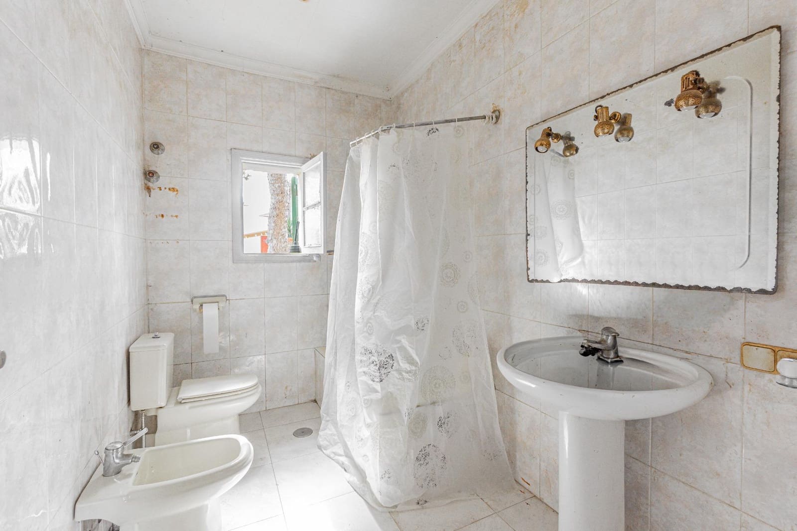 Tomt till salu i Palma de Mallorca - 699 000 € (Ref: 8699949)