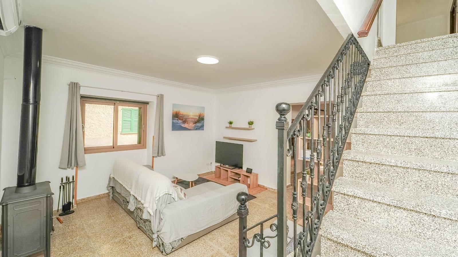 4 sovrum Radhus att hyra i Sant Joan med garage - 1 500 € (Ref: 8825066)