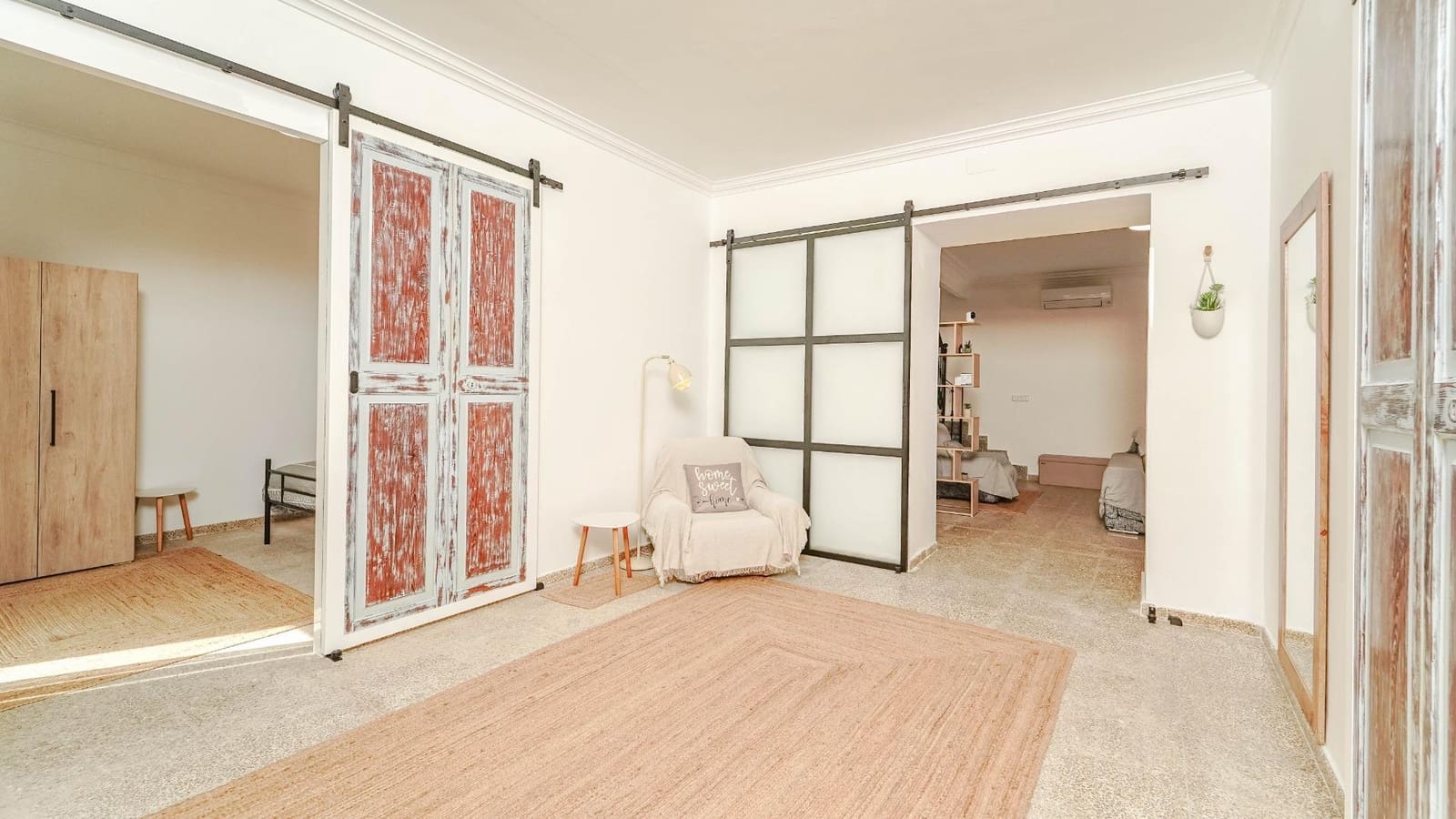 4 sovrum Radhus att hyra i Sant Joan med garage - 1 500 € (Ref: 8825066)