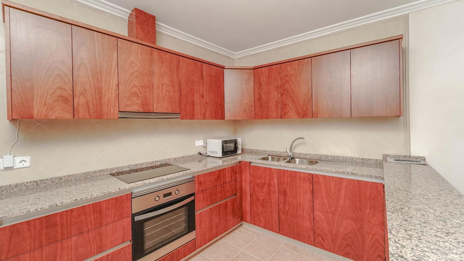 4 sovrum Radhus att hyra i Sant Joan med garage - 1 500 € (Ref: 8825066)