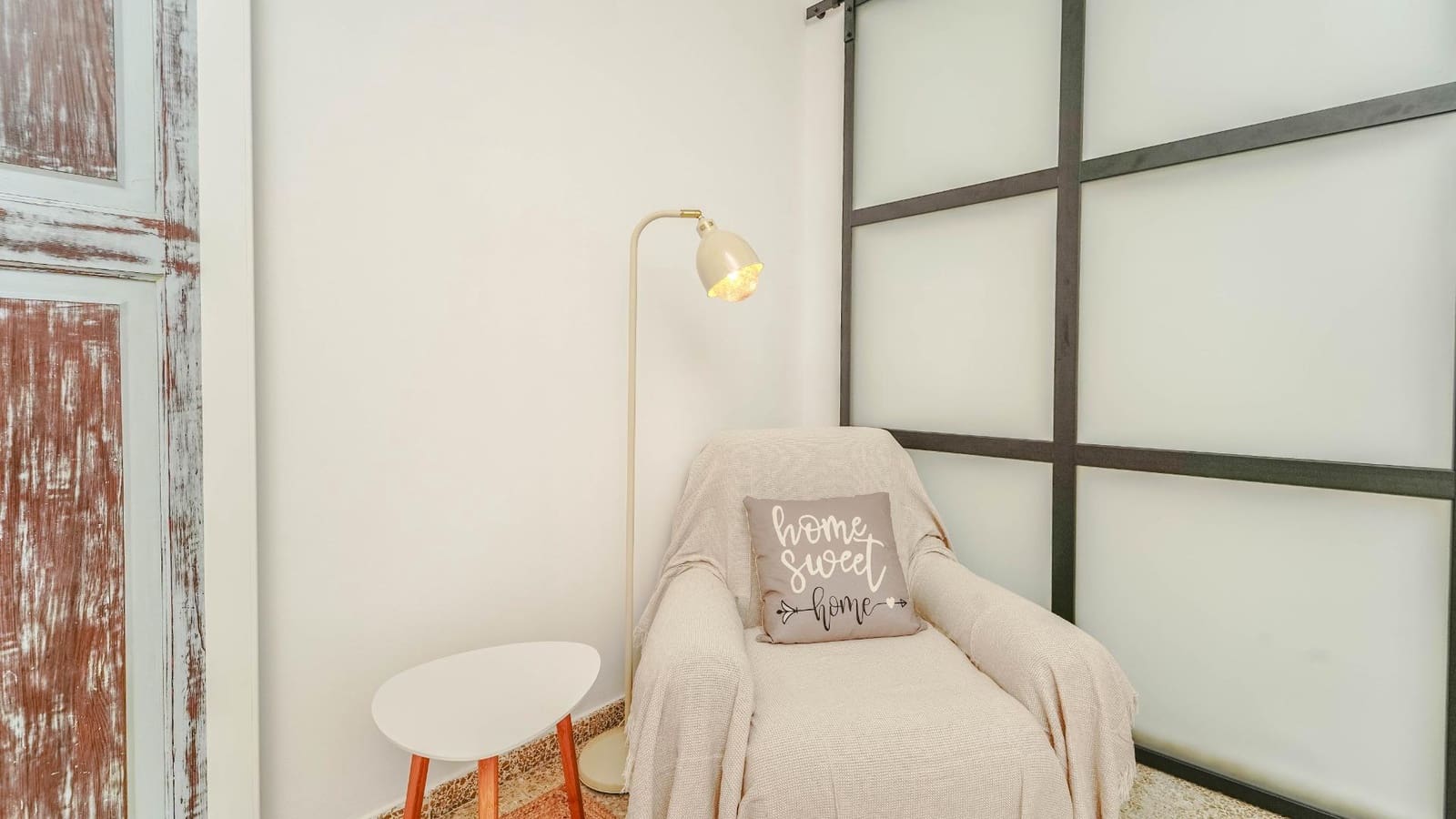 4 sovrum Radhus att hyra i Sant Joan med garage - 1 500 € (Ref: 8825066)