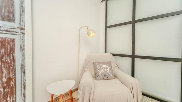 4 sovrum Radhus att hyra i Sant Joan med garage - 1 500 € (Ref: 8825066)