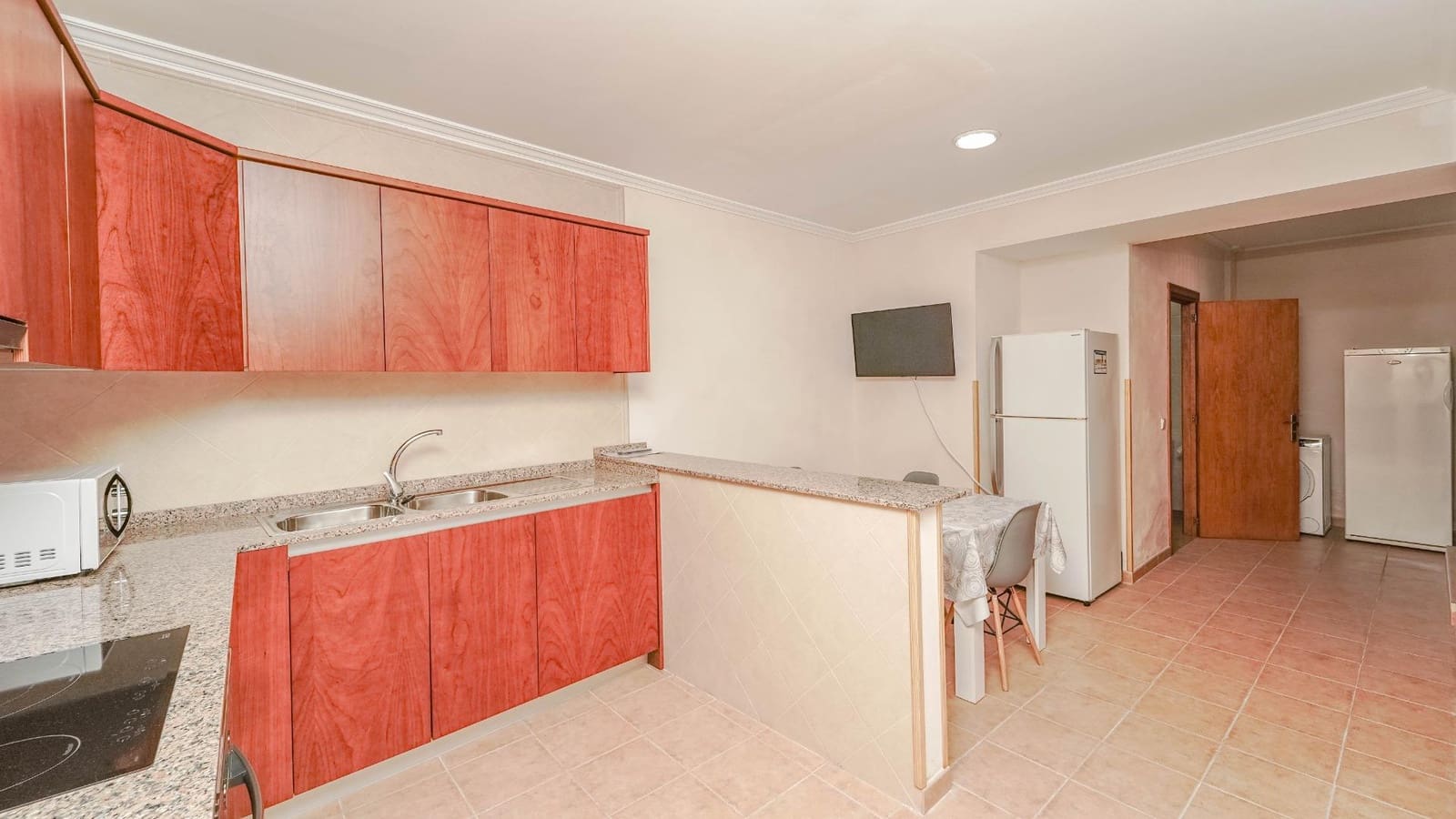 4 sovrum Radhus att hyra i Sant Joan med garage - 1 500 € (Ref: 8825066)