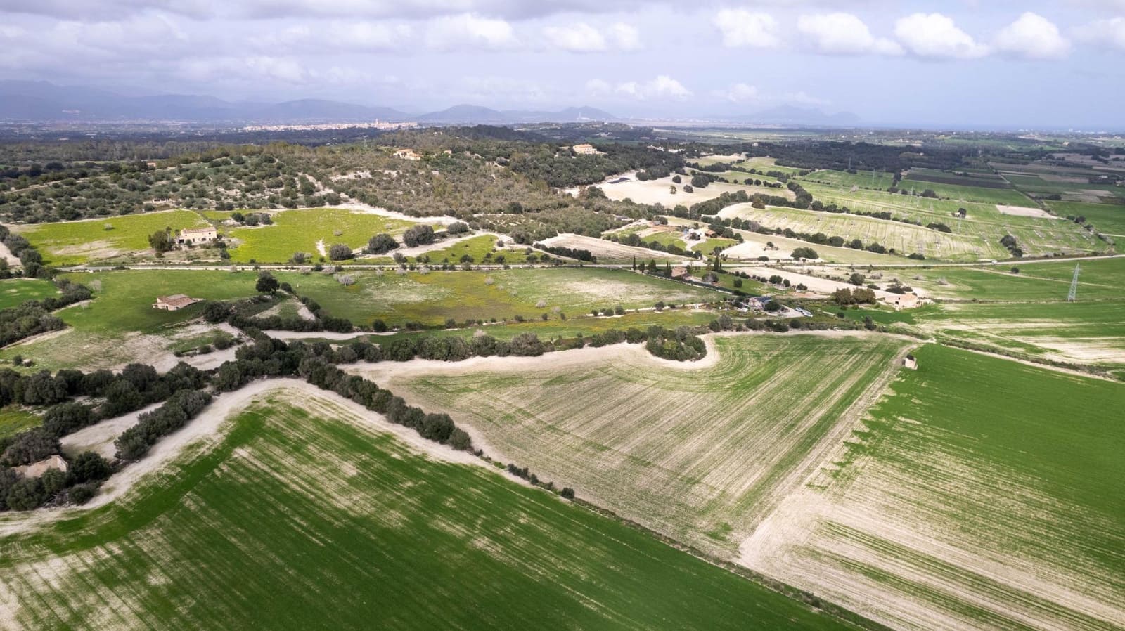 Byggegrund til salg i Llubi - € 175.000 (Ref: 8851597)