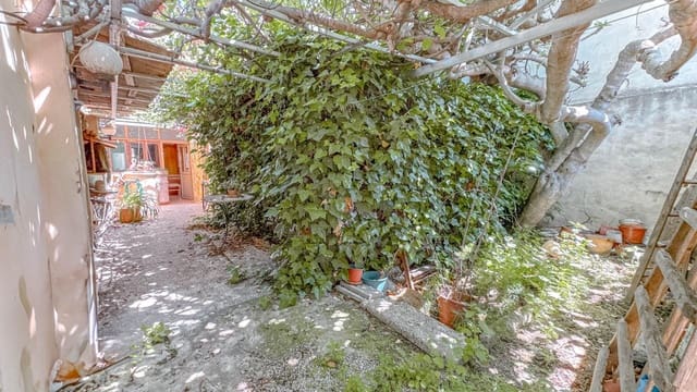 5 bedroom Townhouse for sale in El Rafal Vell, Palma de Mallorca with garage - € 599,000 (Ref: 8950791)