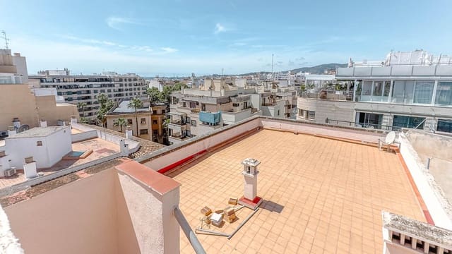 Piso de 4 habitaciones en La Missió, Palma de Mallorca en venta - 739.900 € (Ref: 8961641)