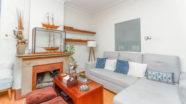 Piso de 4 habitaciones en La Missió, Palma de Mallorca en venta - 739.900 € (Ref: 8961641)