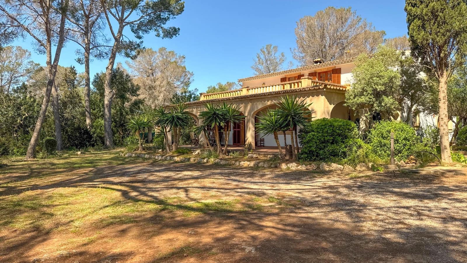 4 soveværelse Finca/Landehus til salg i Sa Cabaneta / La Cabaneta med swimmingpool - € 899.000 (Ref: 8976204)