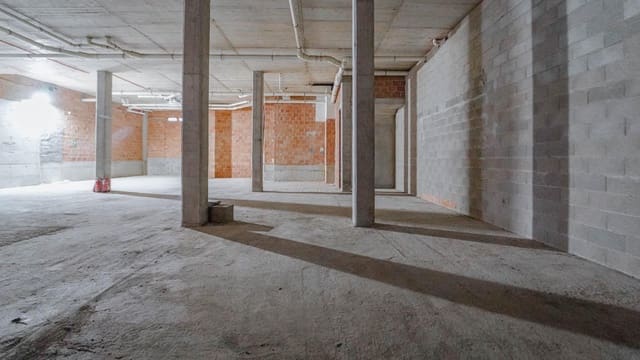 Commercieel te koop in L'Olivera, Palma de Mallorca met garage - € 1.049.000 (Ref: 8979214)