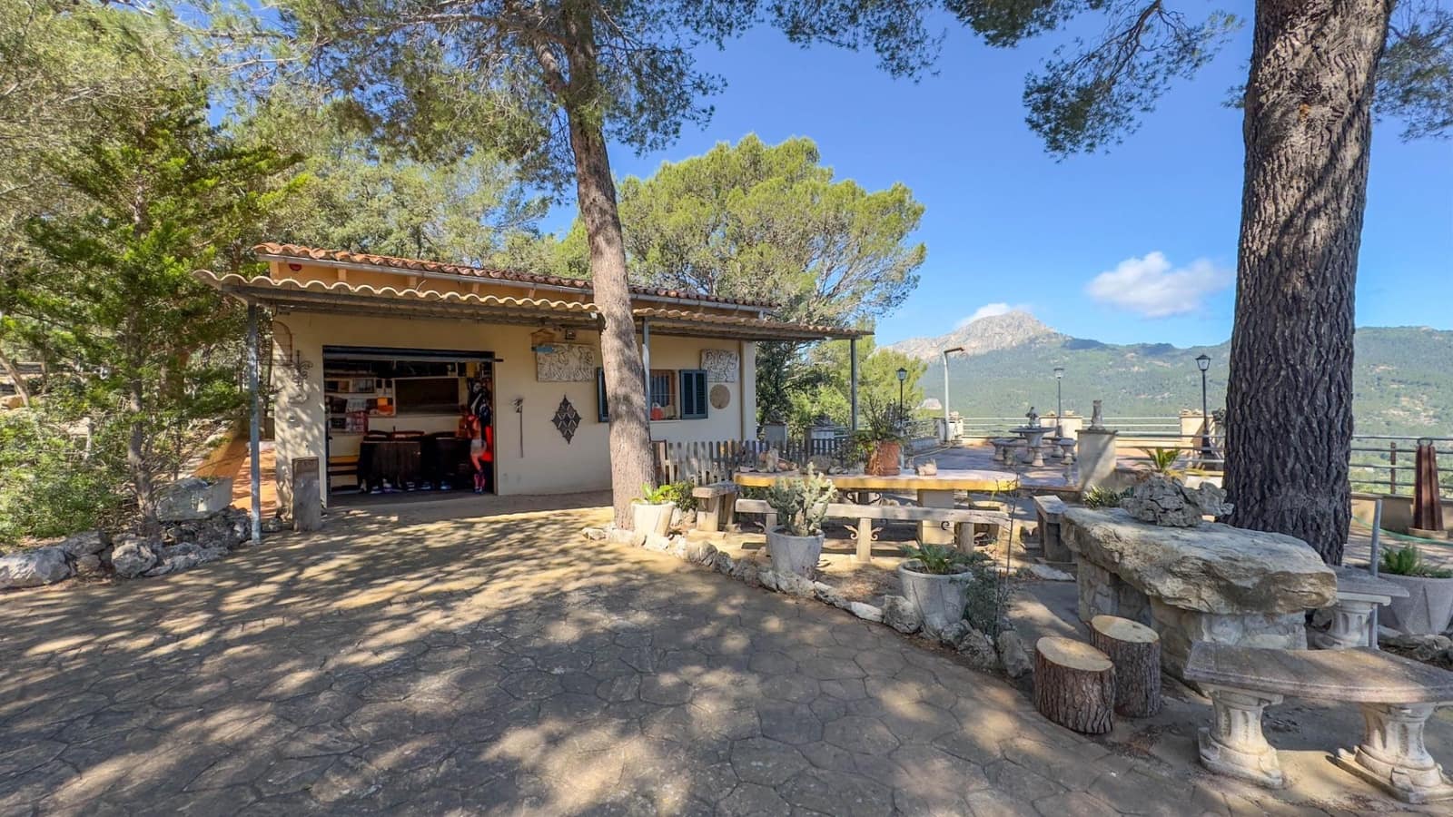 Finca/Casa Rural de 3 habitaciones en Puigpunyent en venta con piscina - 1.999.990 € (Ref: 9018381)