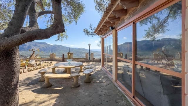 Finca/Casa Rural de 3 habitaciones en Puigpunyent en venta con piscina - 1.999.990 € (Ref: 9018381)