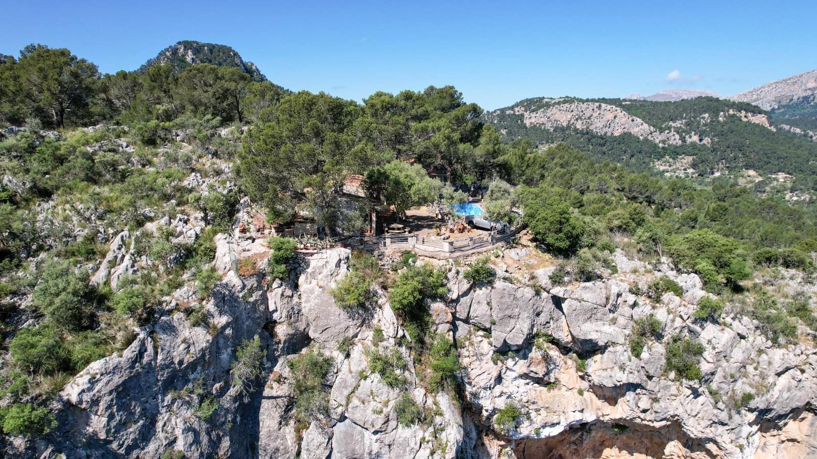 Finca/Casa Rural de 3 habitaciones en Puigpunyent en venta con piscina - 1.999.990 € (Ref: 9018381)
