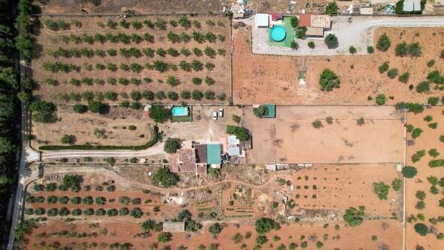 3 makuuhuone Maalaistalo myytävänä paikassa Lloseta mukana uima-altaan 
autotalli - 599 000 € (Ref: 9036641)