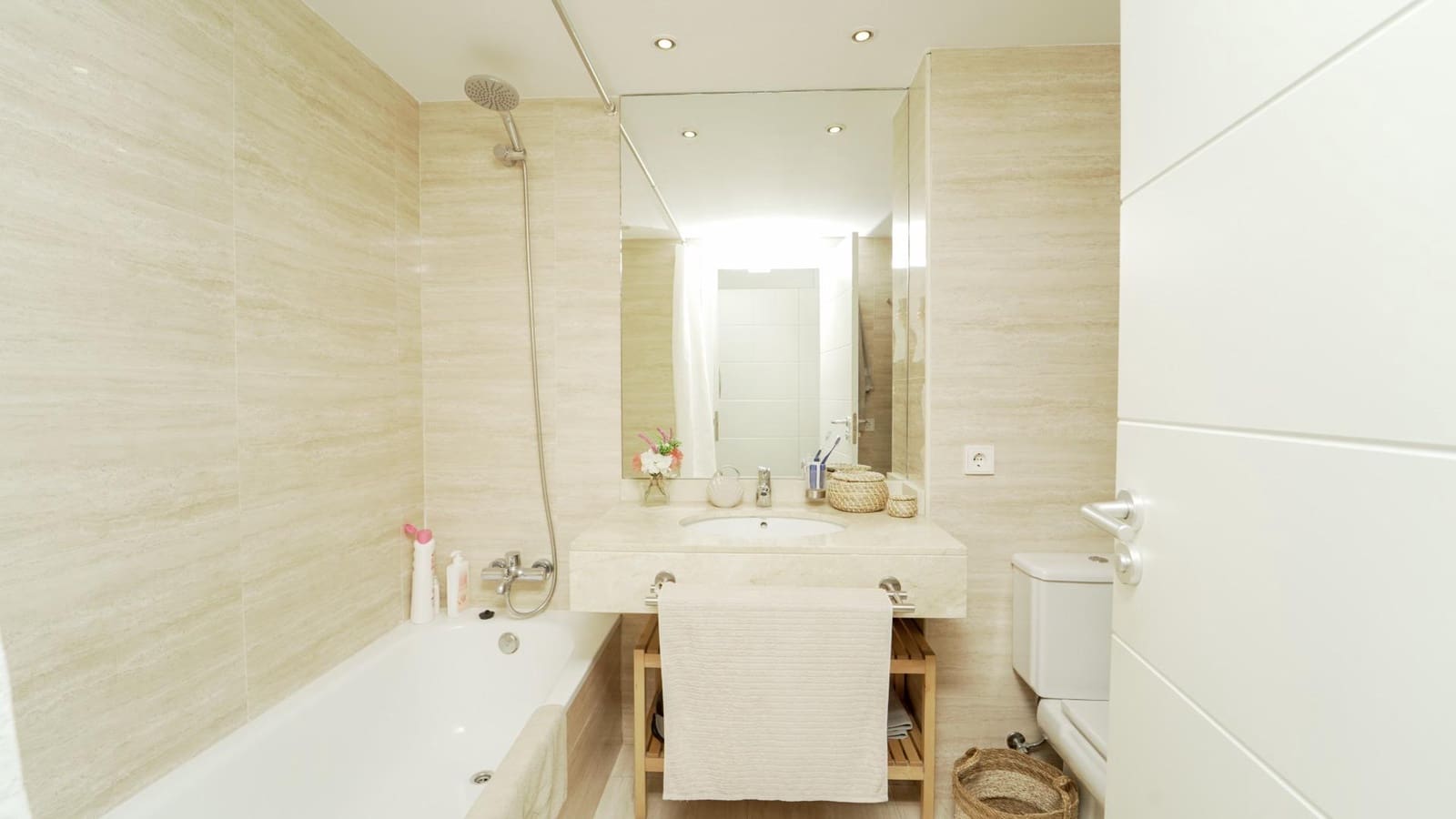 2 makuuhuone Huoneisto vuokrattavana paikassa Palma de Mallorca mukana uima-altaan 
autotalli - 1 950 € (Ref: 9068838)