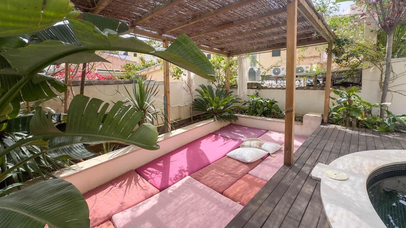 2 soverom Leilighet til salgs i Palma de Mallorca med svømmebasseng - € 1 490 000 (Ref: 9137162)