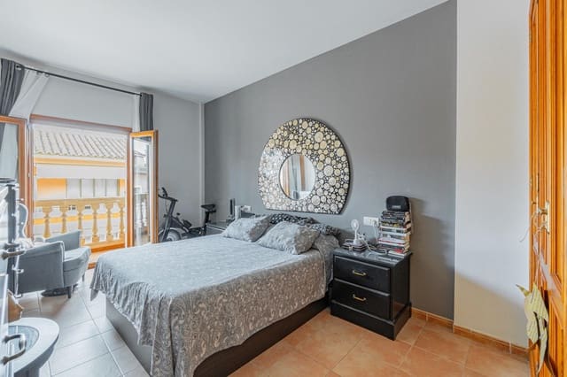 4 soveværelse Rækkehus til salg i Santa María del Camí med garage - € 649.900 (Ref: 9264582)