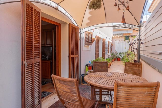 4 soveværelse Rækkehus til salg i Santa María del Camí med garage - € 649.900 (Ref: 9264582)