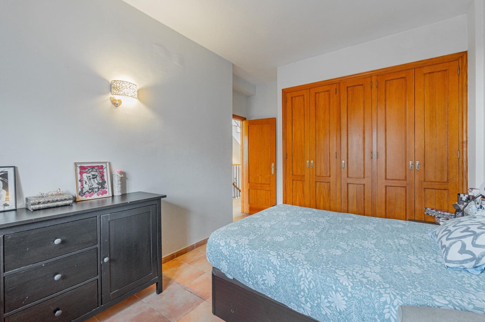 4 bedroom Terraced Villa for sale in Santa Maria del Cami with garage - € 649,900 (Ref: 9264582)