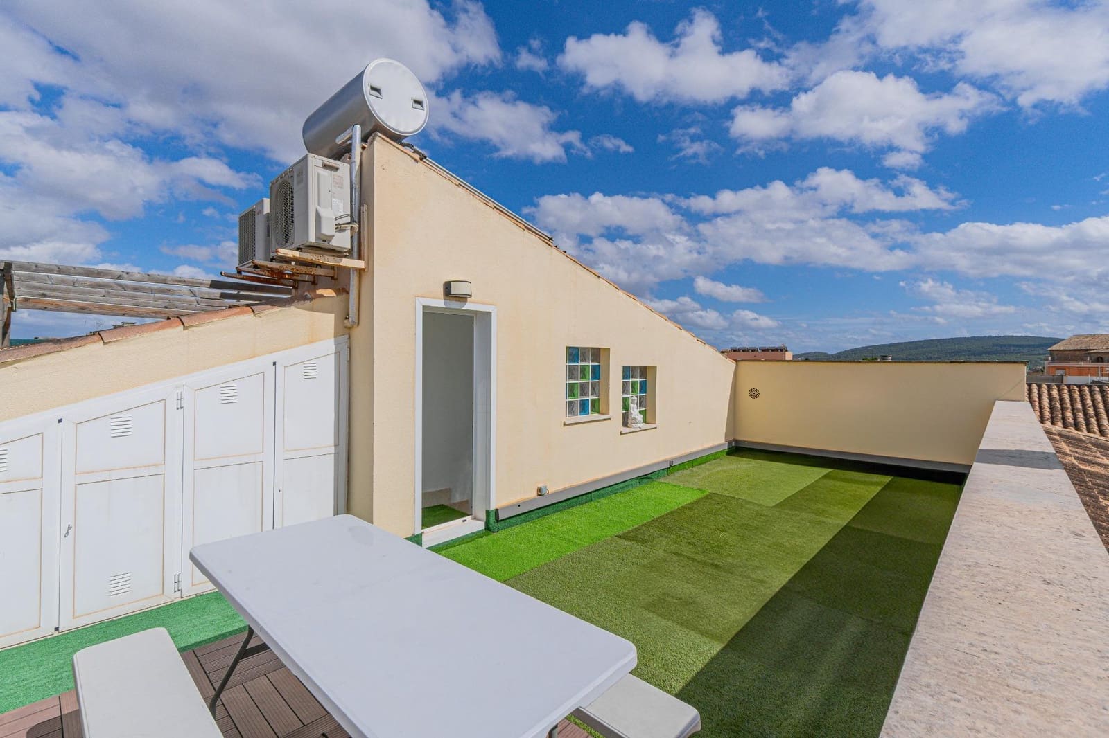 4 bedroom Terraced Villa for sale in Santa Maria del Cami with garage - € 649,900 (Ref: 9264582)