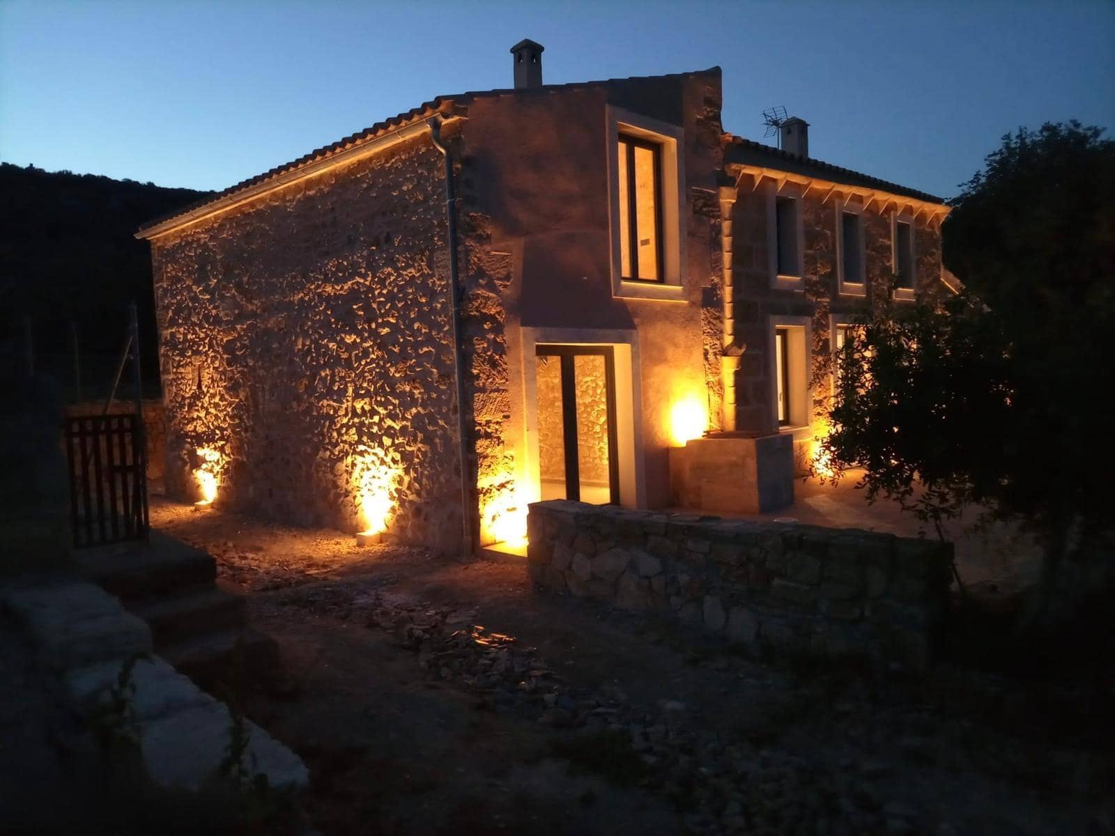 4 soveværelse Finca/Landehus til leje i Manacor - € 3.000 (Ref: 9264583)