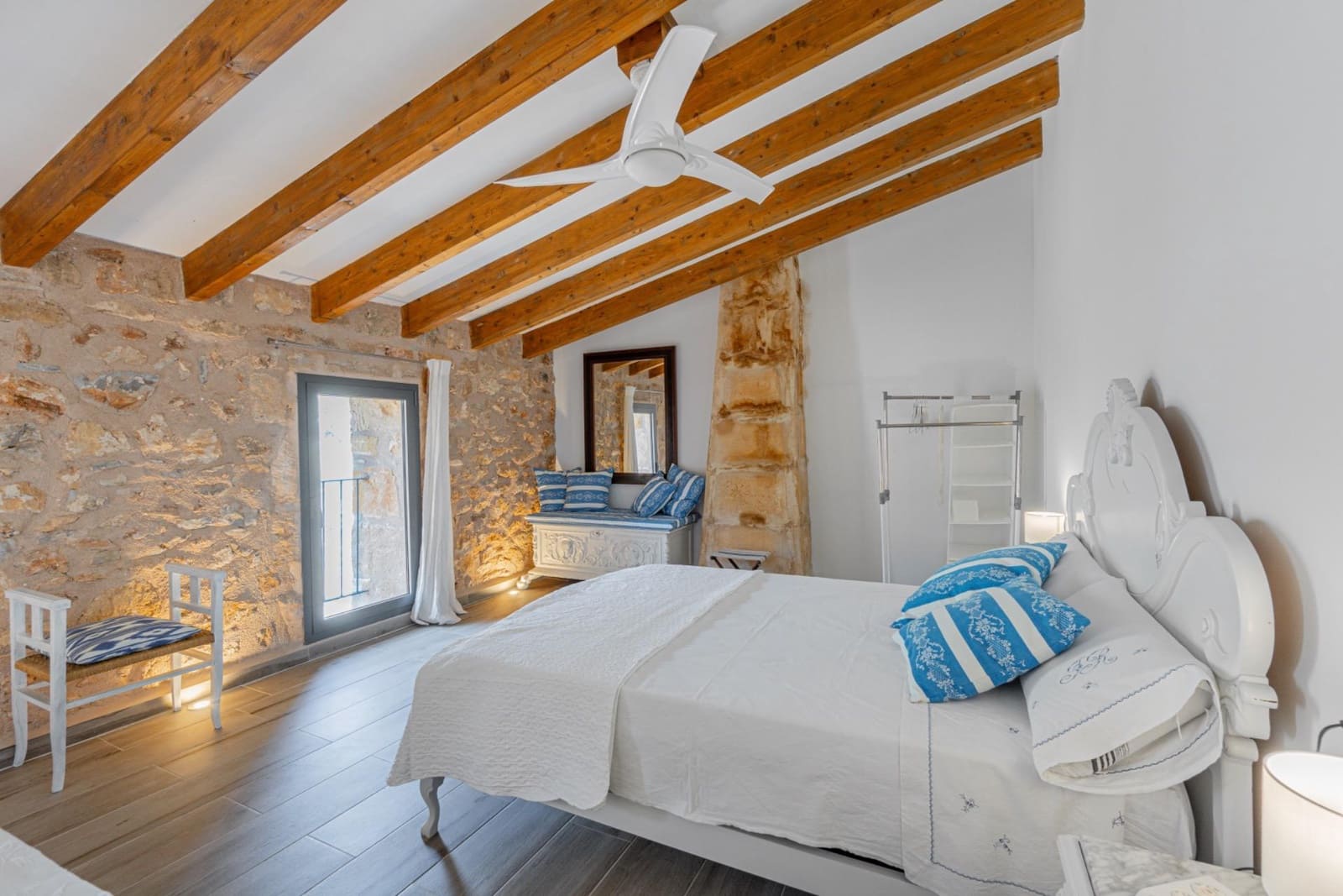 4 soveværelse Finca/Landehus til leje i Manacor - € 3.000 (Ref: 9264583)