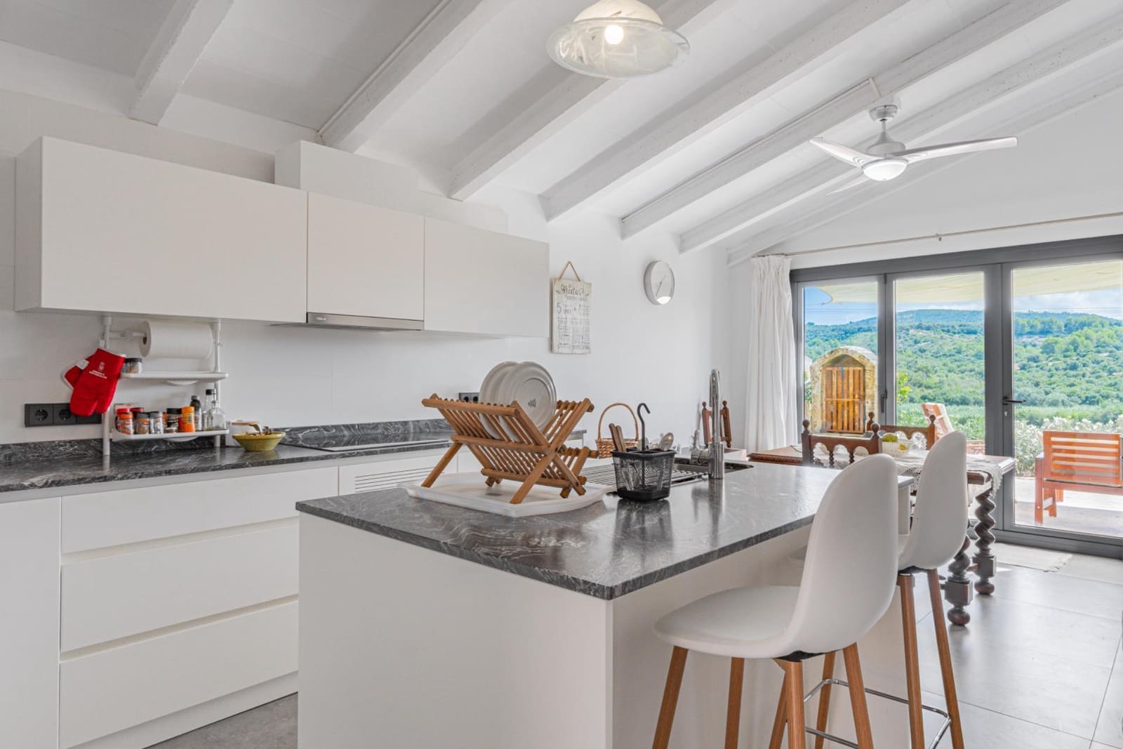 4 soveværelse Finca/Landehus til leje i Manacor - € 3.000 (Ref: 9264583)