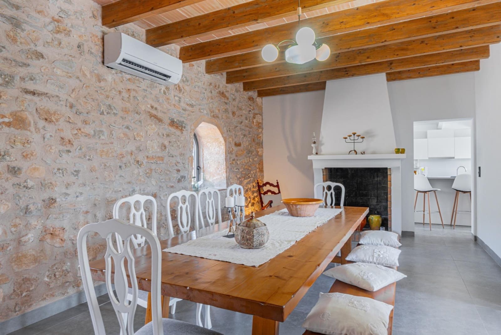 4 soveværelse Finca/Landehus til leje i Manacor - € 3.000 (Ref: 9264583)