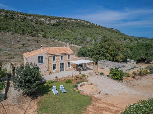 4 sovrum Finca/Hus på landet att hyra i Manacor - 3 000 € (Ref: 9264583)