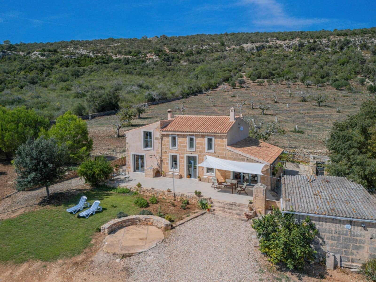4 soveværelse Finca/Landehus til leje i Manacor - € 3.000 (Ref: 9264583)