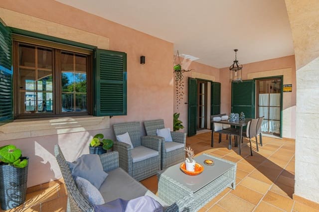 4 bedroom Villa for sale in Calvià with pool garage - € 1,599,000 (Ref: 9272639)
