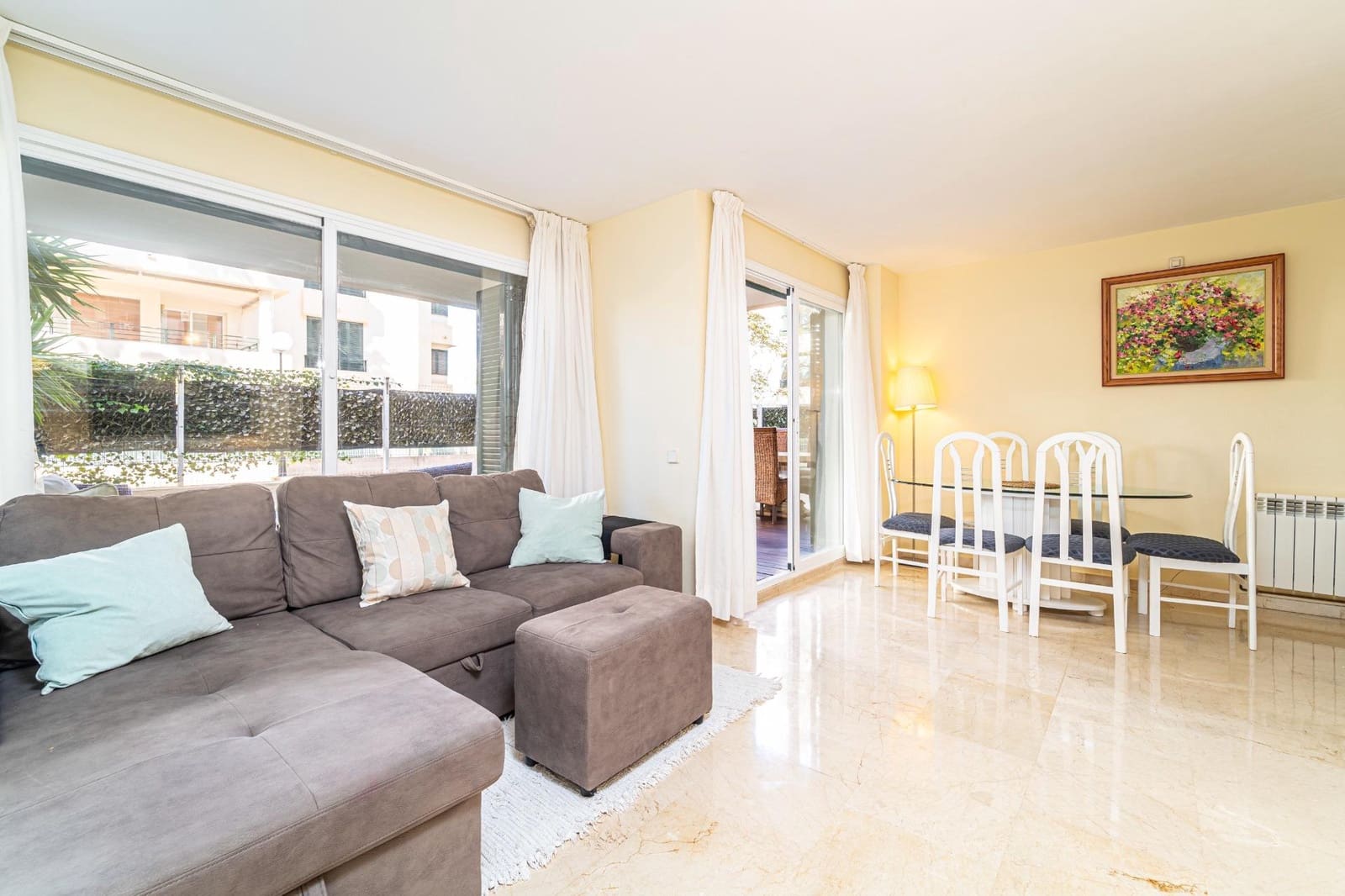 3 makuuhuone Ranta-asunto vuokrattavana paikassa Palma de Mallorca mukana uima-altaan - 2 750 € (Ref: 9294418)