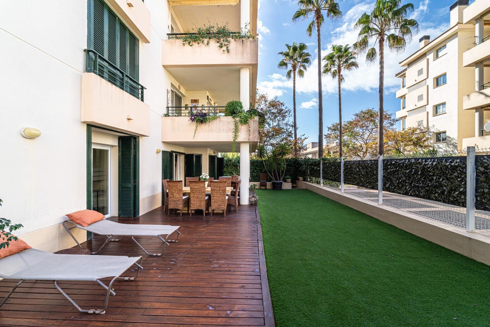 3 makuuhuone Ranta-asunto vuokrattavana paikassa Palma de Mallorca mukana uima-altaan - 2 750 € (Ref: 9294418)