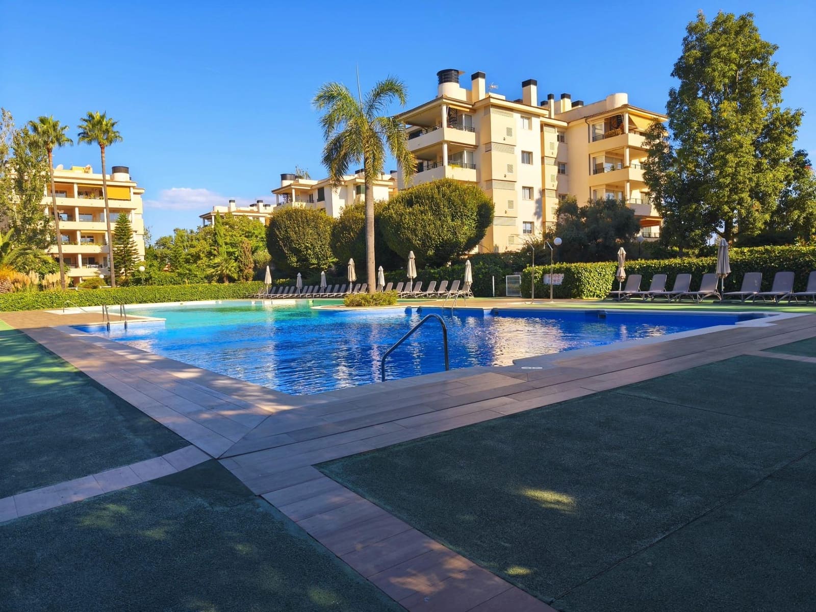 3 makuuhuone Ranta-asunto vuokrattavana paikassa Palma de Mallorca mukana uima-altaan - 2 750 € (Ref: 9294418)