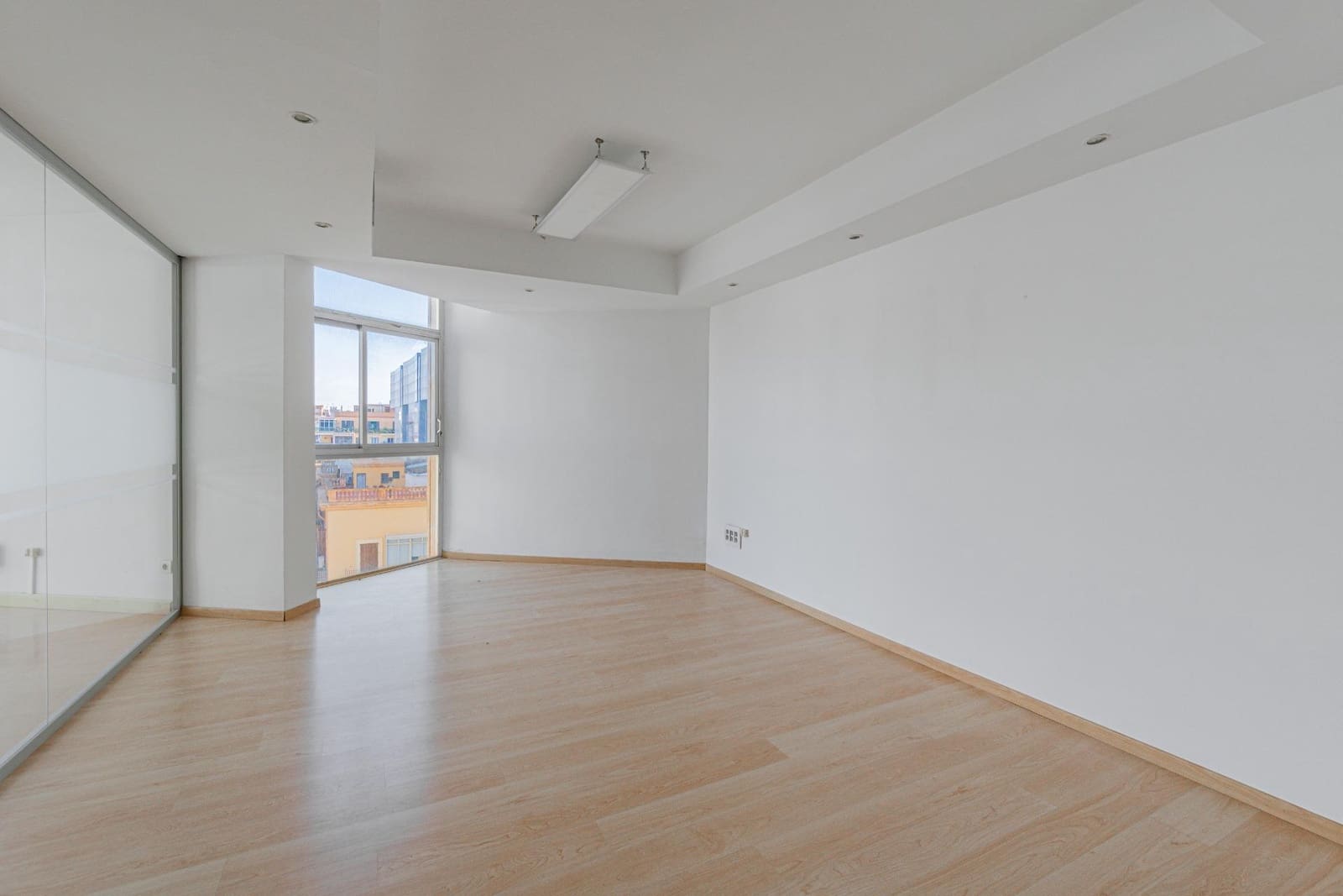 Escritório para arrendar em Palma de Mallorca - 1 600 € (Ref: 9296921)