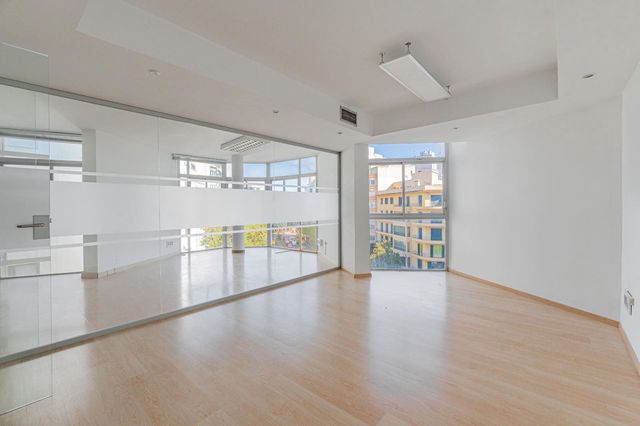 Escritório para arrendar em La Missió, Palma de Mallorca - 1 600 € (Ref: 9296921)