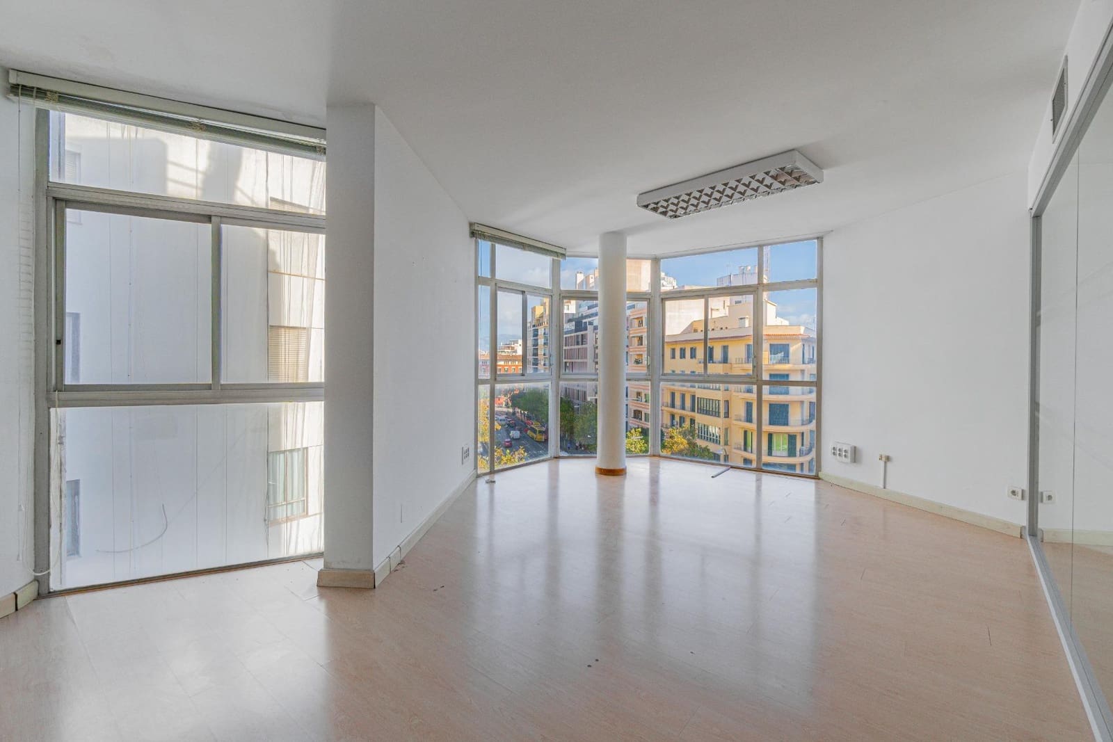 Escritório para arrendar em Palma de Mallorca - 1 600 € (Ref: 9296921)