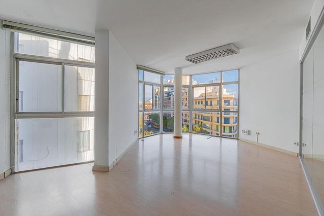 Escritório para arrendar em La Missió, Palma de Mallorca - 1 600 € (Ref: 9296921)