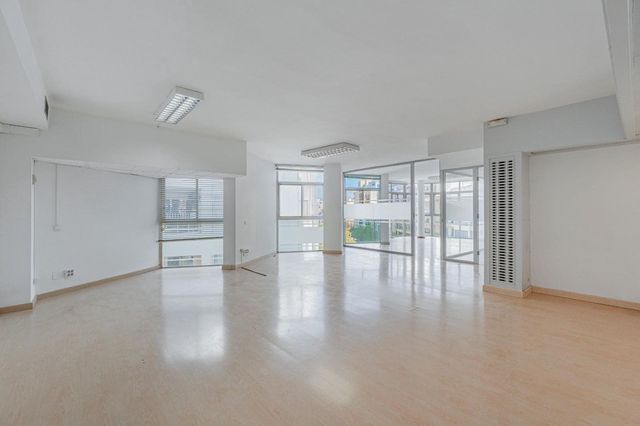 Escritório para arrendar em La Missió, Palma de Mallorca - 1 600 € (Ref: 9296921)